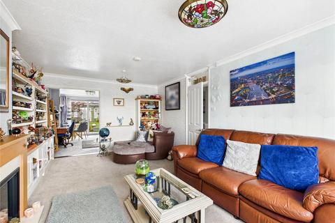 2 bedroom bungalow for sale, Wentworth Drive, Felixstowe, Suffolk, IP11