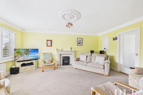 2 Dunmail Crescent, Cockermouth, CA13 0AG