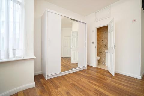 undefined, Hayes Crescent, London NW11