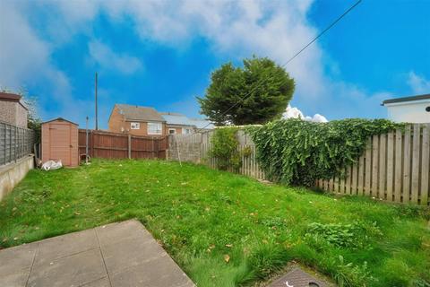 undefined, Bracken Close, Brighouse