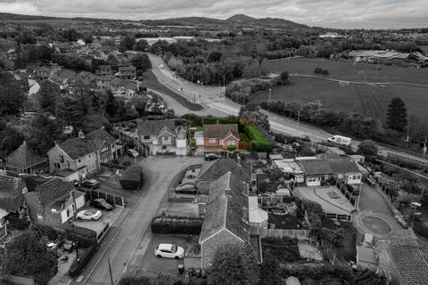 undefined, Far Vallens, Telford TF1