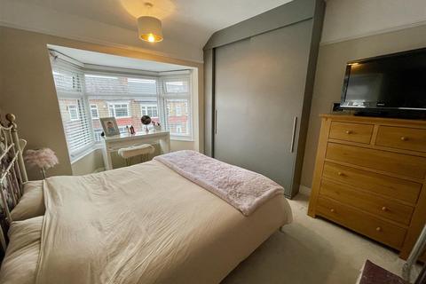 16 Cedar Road, Darlington, DL3 9HN