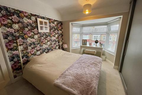 16 Cedar Road, Darlington, DL3 9HN