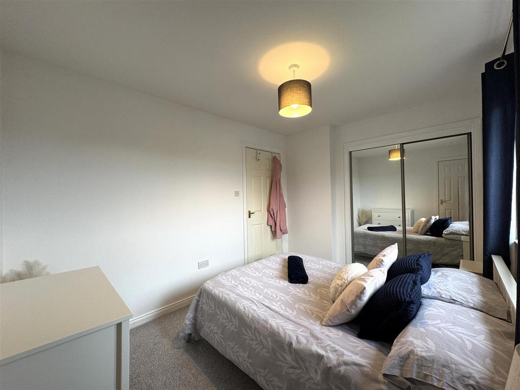 Bedroom 1.1.jpg