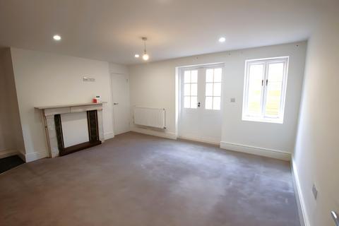 undefined, ,  FIRST MONTH RENT FREE IF YOU MOVE IN BEFORE CHRISTMAS! – 5 Bull Ring, Worcester