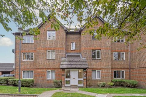 John Austin Close, Kingston Upon Thames KT2