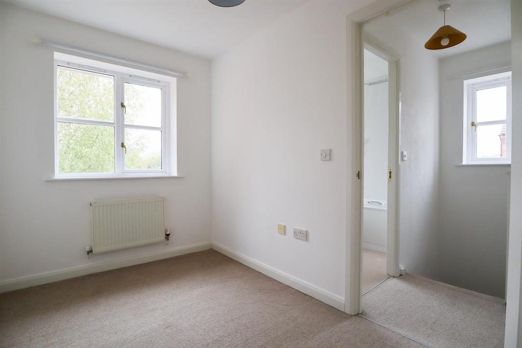 Bedroom 2.jpg