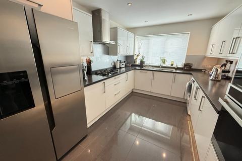 undefined, Dunstable, Bedfordshire LU6