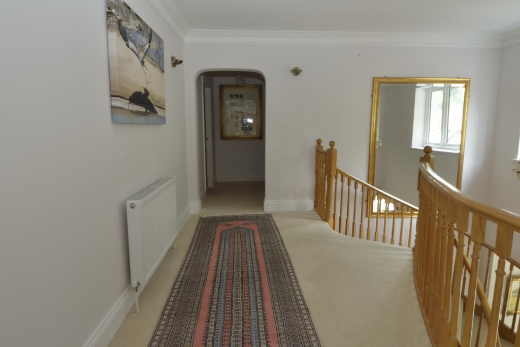 Northcourt  GRM5173 R