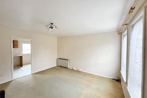 14 Polglase Walk, St Erme, Truro, TR4 9BP
