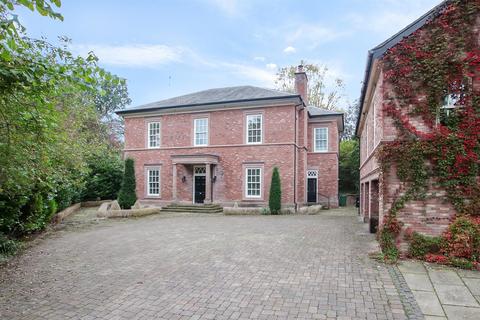 South Downs Road, Bowdon