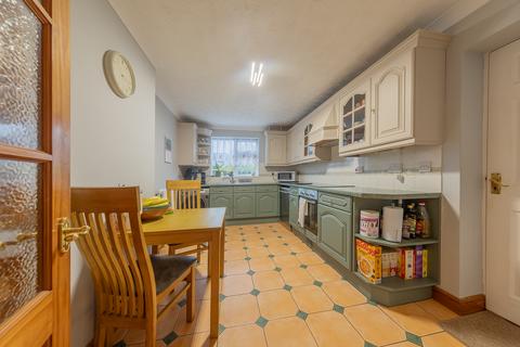 3 bedroom semi-detached house for sale, Wilkes Avenue, Swadlincote DE12