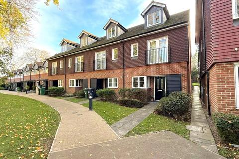 undefined, Epsom Road, Guildford GU1