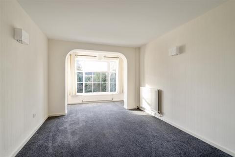 4 bedroom detached house for sale, Farnborough Drive, Shirley, Solihull
