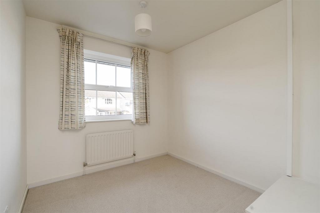20 Farnborough Drive 11.jpg