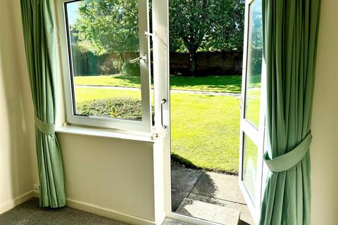 2 bedroom apartment for sale, Haldenby Court, West End, Swanland HU14