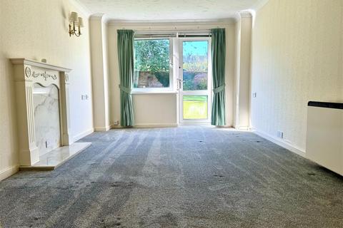 2 bedroom apartment for sale, Haldenby Court, West End, Swanland HU14