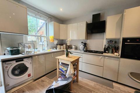 undefined, West Ealing W13