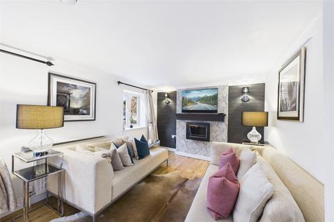 2 bedroom apartment to rent, Greys Road, Henley-on-Thames, Oxfordshire, RG9