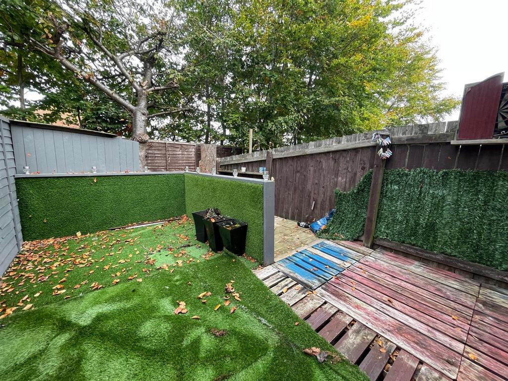 Garden 2.jpg