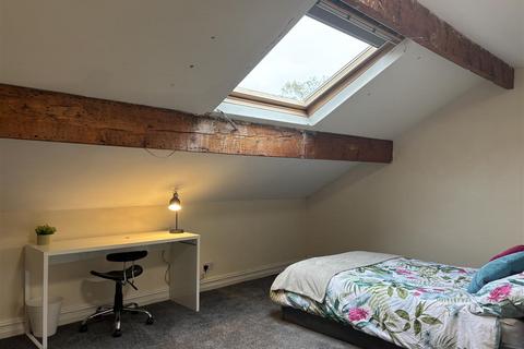 7 bedroom private hall to rent, Dallas Road, Lancaster LA1