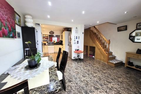3 bedroom semi-detached house for sale, Aldridge Avenue, Edgware HA8