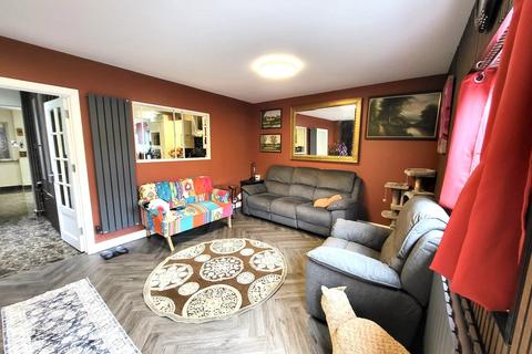3 bedroom semi-detached house for sale, Aldridge Avenue, Edgware HA8