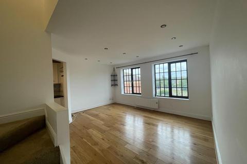undefined, Southall UB2