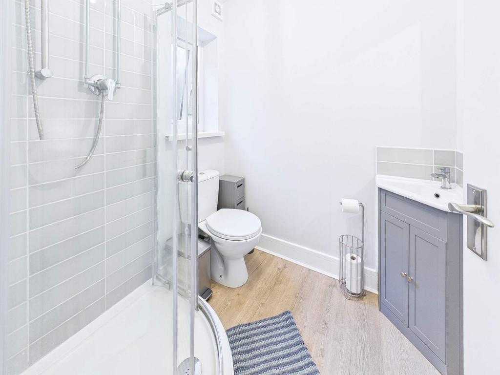Ground floor shower room/wc