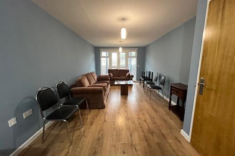 2 bedroom apartment for sale, Cornell Court, 3 Enstone Road, Enfield, EN3 7WL