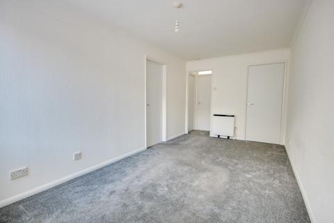 1 bedroom ground floor flat for sale, MERRYOAK! CASH BUYERS ONLY! NO FORWARD CHAIN!
