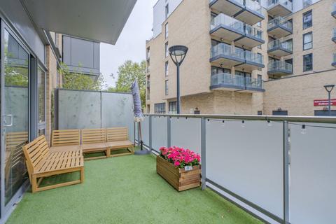 2 bedroom flat for sale, Felix Point, Tower Hamlets, London, E14