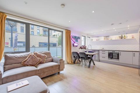 Felix Point, Tower Hamlets, London, E14