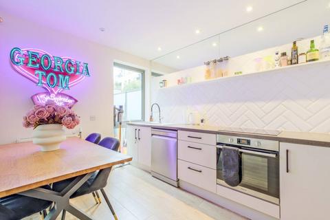 2 bedroom flat for sale, Felix Point, Tower Hamlets, London, E14