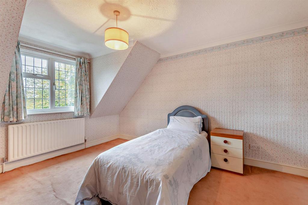 8667640-interior19-800.jpg