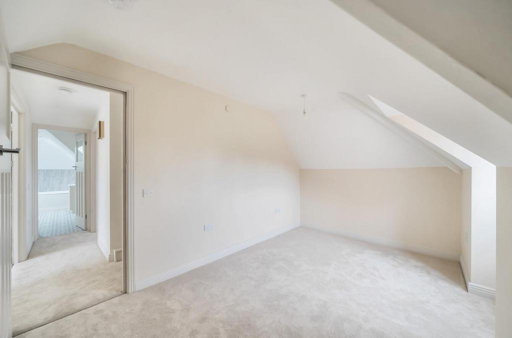 Living room 3.jpg