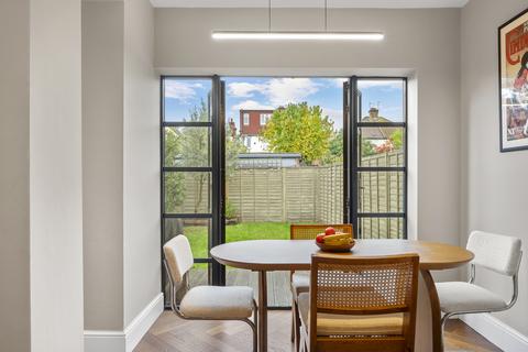 undefined, Tolworth Park Road, Surbiton KT6