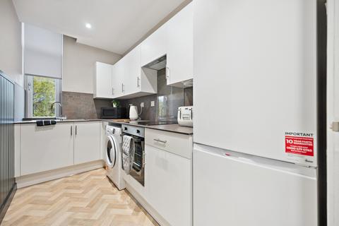 3 bedroom apartment to rent, Sanda Street  , Flat 2-1, North Kelvinside, Glasgow, G20 8PT