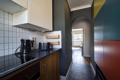 1 bedroom apartment to rent, Parker Mews, London, WC2B