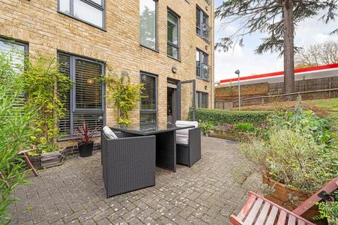 3 bedroom flat for sale, Tulse Hill, SW2