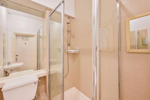 3 bedroom flat to rent, Cromwell Road, South Kensington, London, SW7