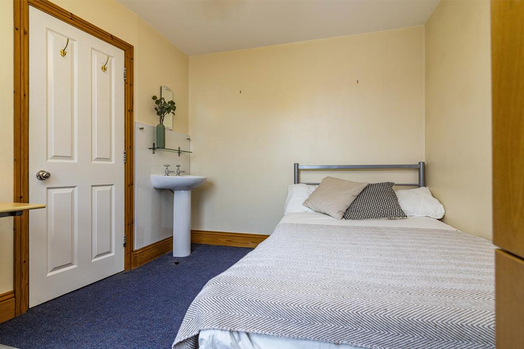 Cottesmore Road-14