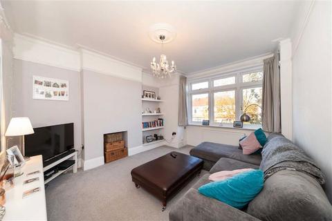 2 bedroom flat for sale, Kingston Road, Teddington TW11
