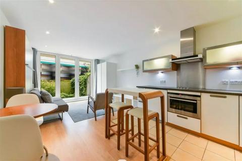Studio for sale, Axis Court, East Lane, SE16