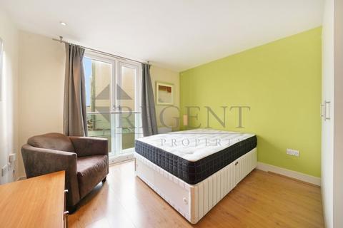 Studio for sale, Axis Court, East Lane, SE16