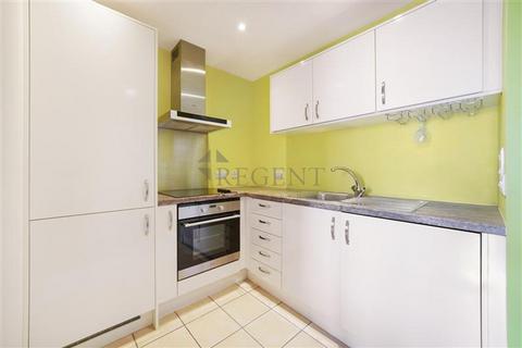 Studio for sale, Axis Court, East Lane, SE16