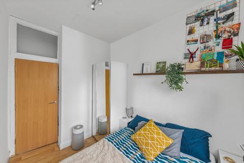 1 bedroom flat for sale, Cliff Court, Cliff Road, London