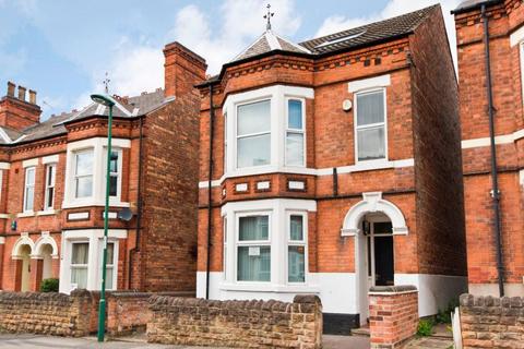 Dunlop Avenue, Nottingham NG7
