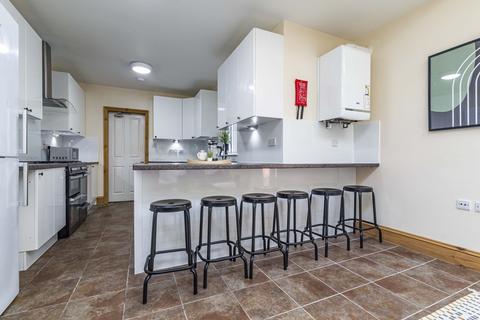 7 bedroom house to rent, Dunlop Avenue, Nottingham NG7