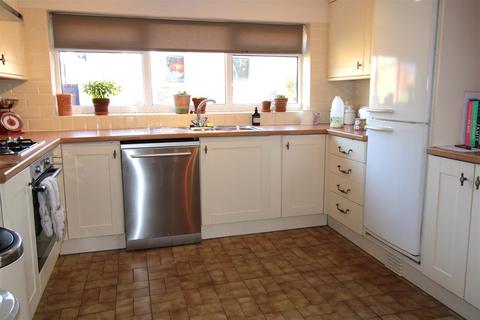 5 bedroom house for sale, St. Johns Road, Newport PO30